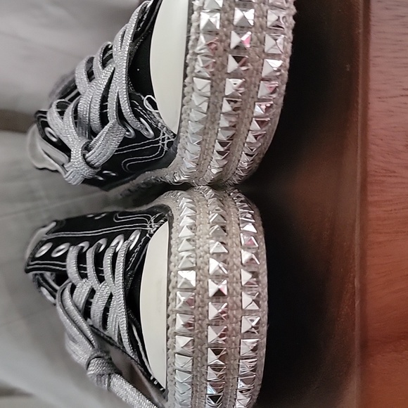 Mi.iM Billie Black Studded Lowtop sneakers 7.5 NWT - Picture 2 of 10